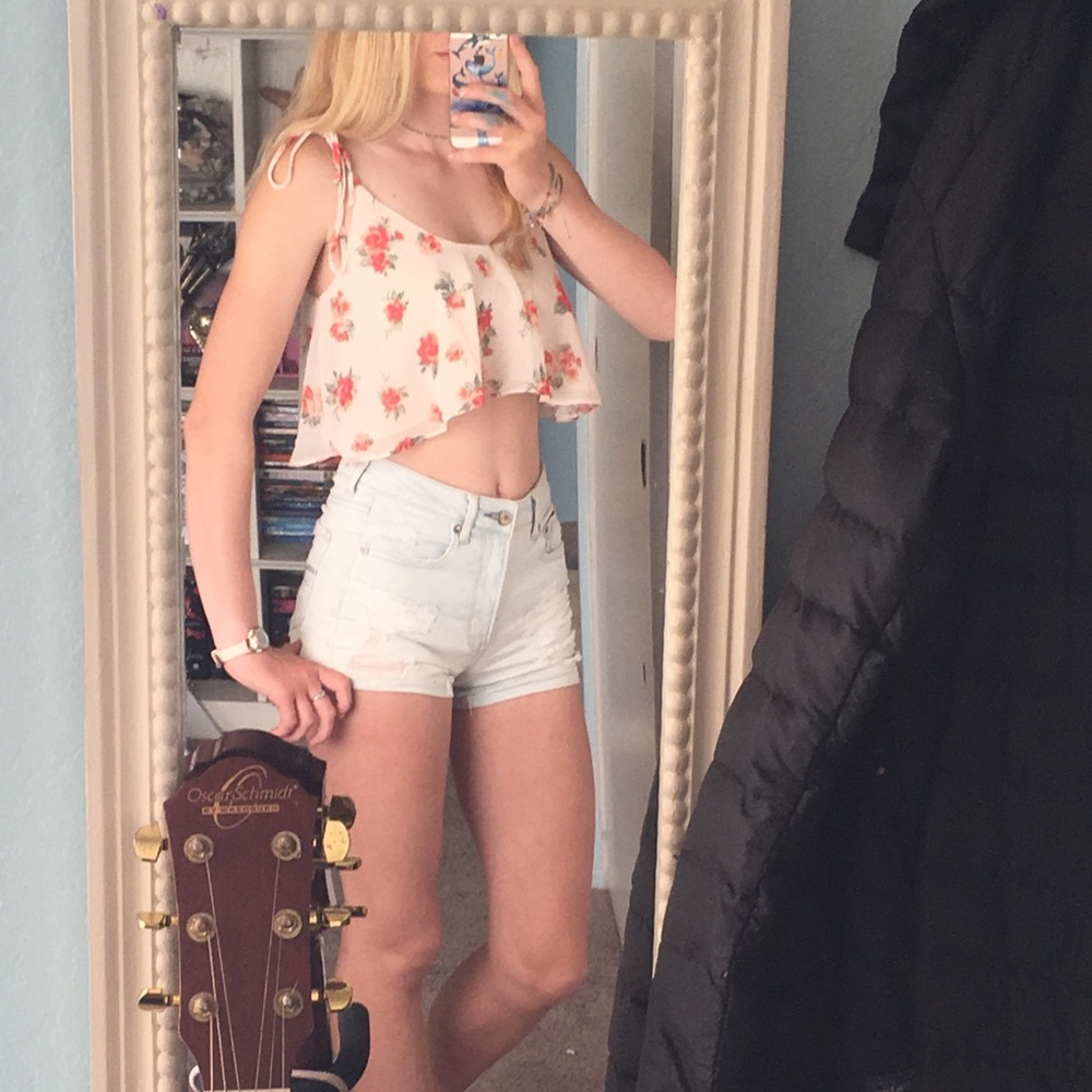 Floral forever 21 flowy crop top